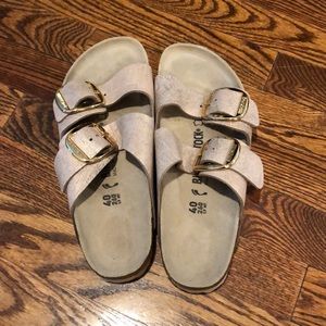 Rose gold Birkenstock’s